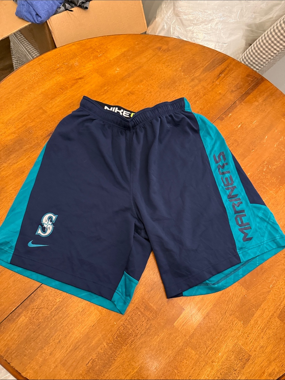 Nike Navy & Teal Mariners Men's Athletic Shorts xl